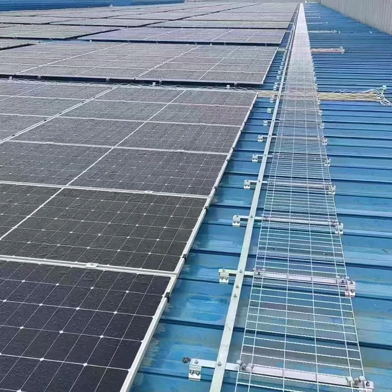 Pendakap Pemasangan Solar